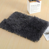 Fluffy Plush Dog Blanket Pet Sleeping Mat Cushion Mattress Extra Soft Warm Pet Throw Blankets for Small Medium Large Dogs &amp; Cats
